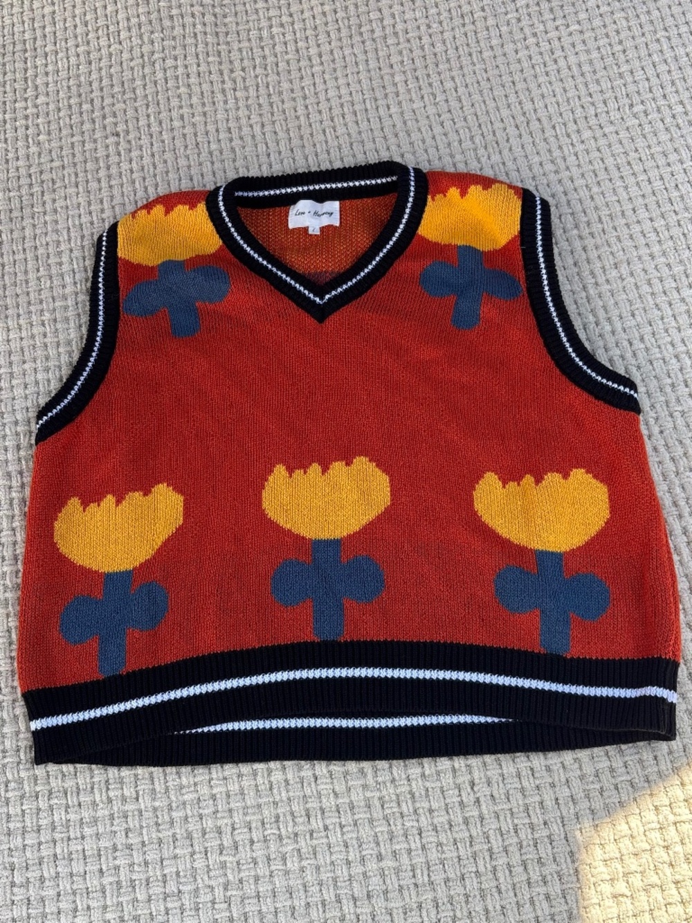 Western artsy women's varsity sweater cropped vest (L)